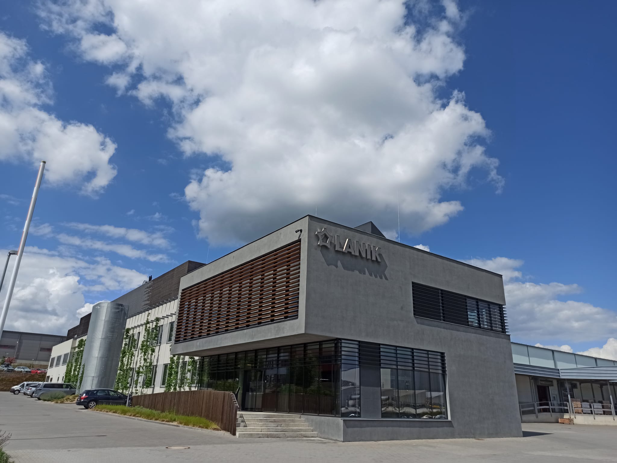 LANIK